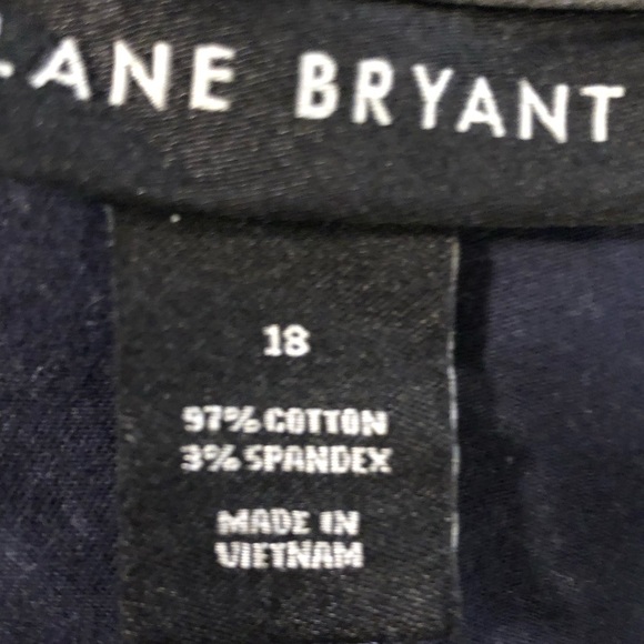 Lane Bryant Sz 18 Cotton Stretch Navy Blue Shorts - Picture 3 of 3